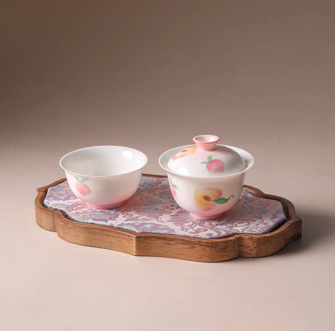 120ml Hand-Painted Peach Porcelain Gaiwan & Cup Set New Chinese Style Ceramic Tea Bowl High Aesthetic Gift for Women