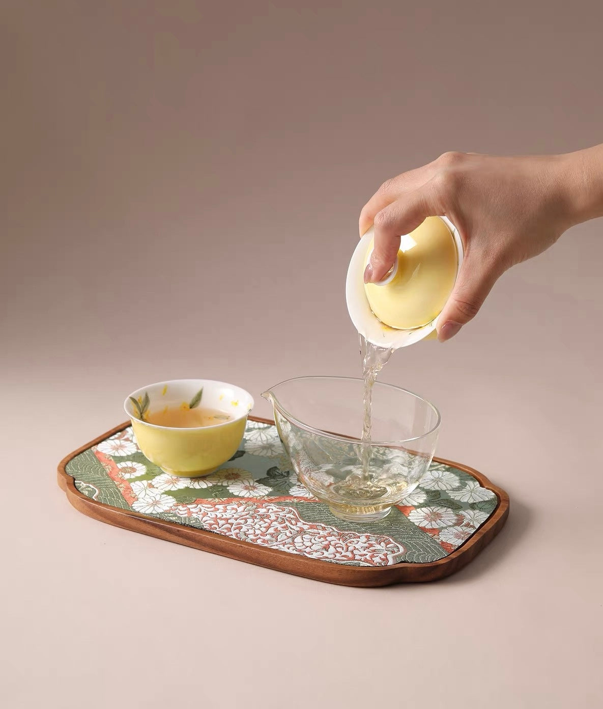 Exquisite Hand-painted Golden Osmanthus Ceramic Gaiwan Set | Premium Bright Yellow Kung Fu Tea Cup, Luxury Porcelain Teaware for Connoisseurs