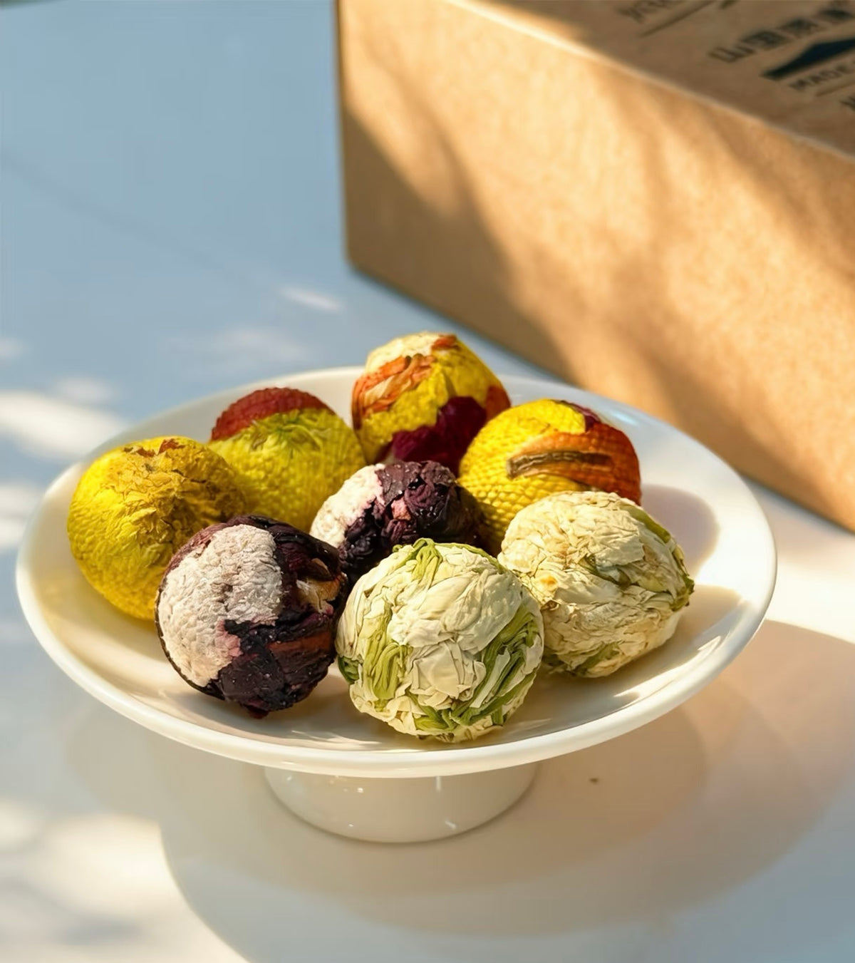 Handcrafted Dragon Ball Flower Tea – Four Flavors Gift Set (Chrysanthemum & Goji Berry + Hibiscus & Aged Tangerine Peel + Pure Jasmine + Hundred Flowers Ball)
